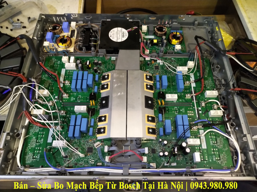 Kiểm tra và sửa bo mạch bếp từ Bosch tại Hà Nội